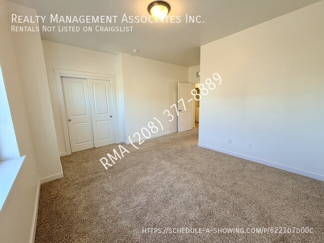 Building Photo - 11239 W Gabrielle Dr