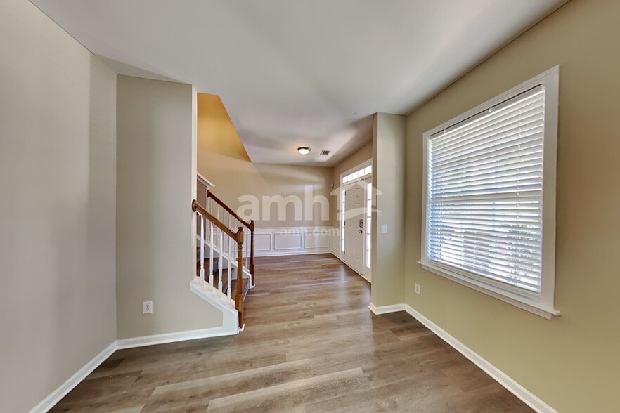 Building Photo - 5235 Fieldgate Ridge Dr