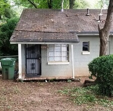 Building Photo - 1176 Garibaldi St SW