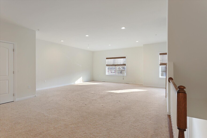 Building Photo - 2782 Monticello Ln
