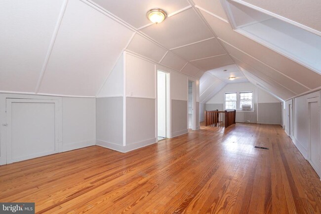 Building Photo - 312 N Highland St