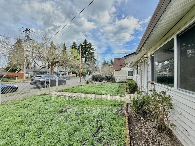 Building Photo - 2805 S Street