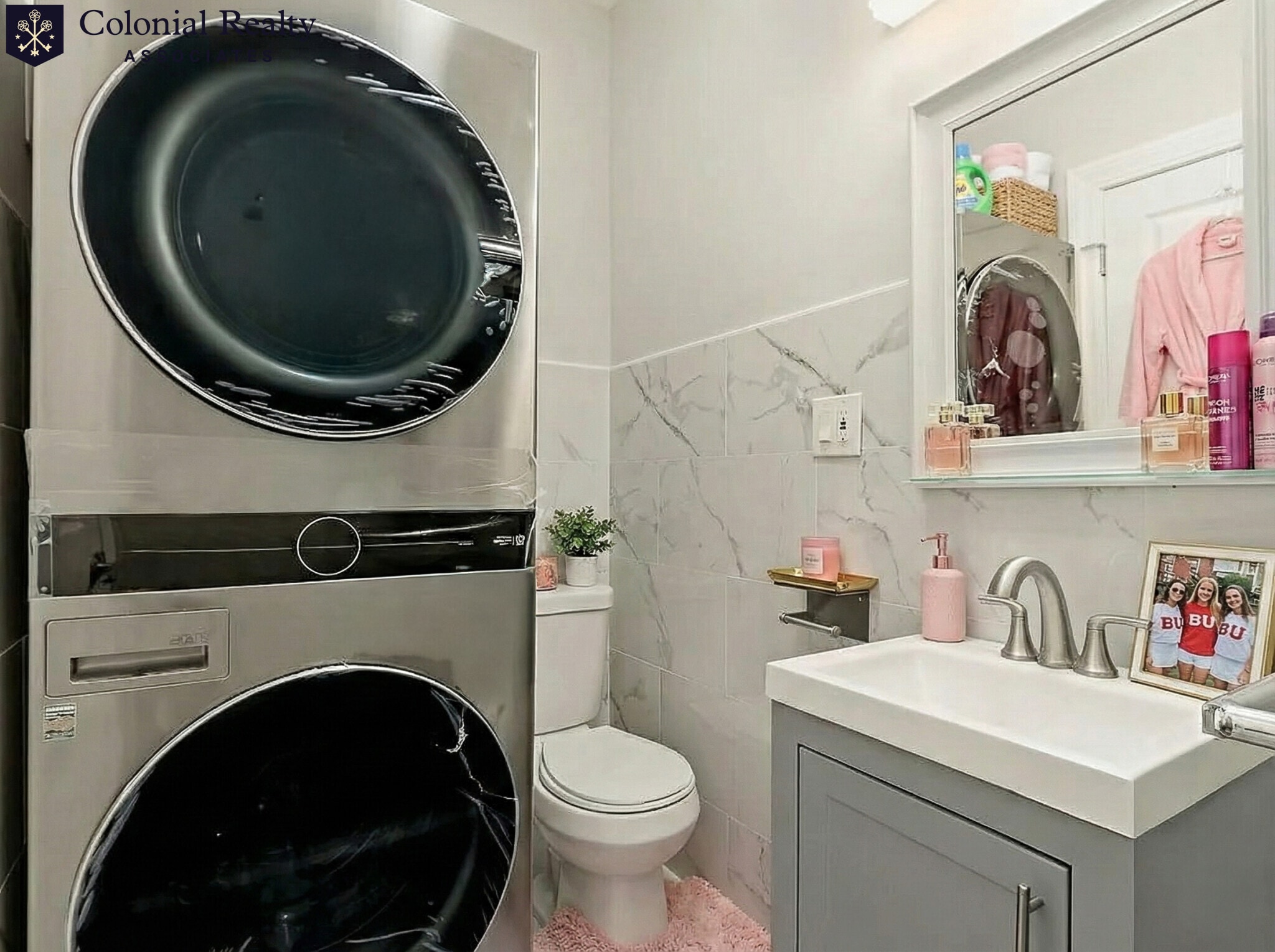 Building Photo - 330 St Paul St