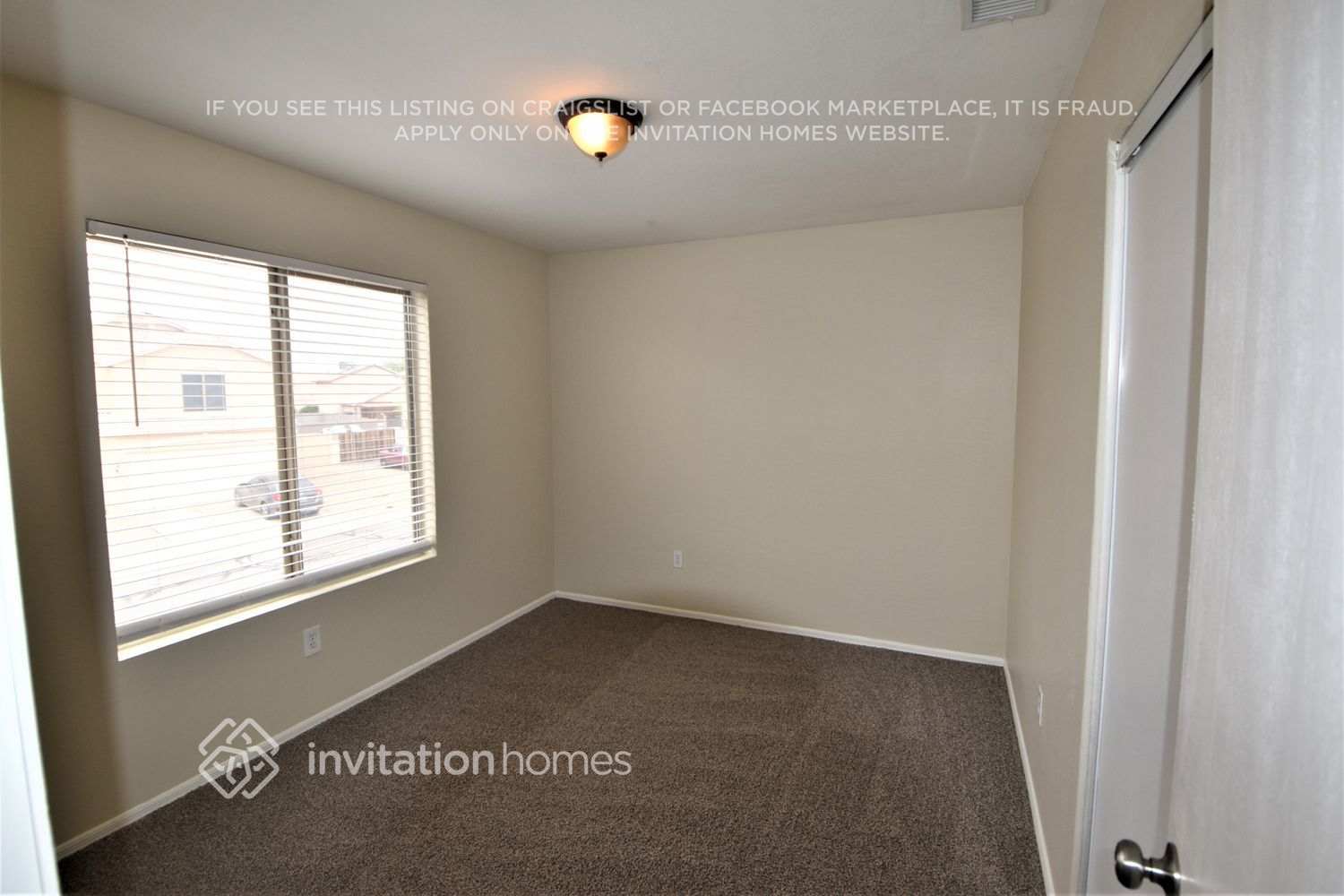 Building Photo - 10307 W Denton Ln