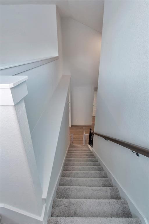 Building Photo - 563 Saturnia Dr