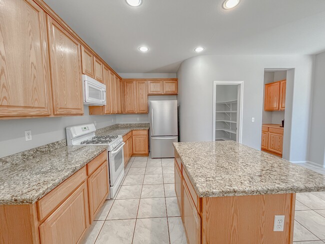 Building Photo - 5646 St Elias St