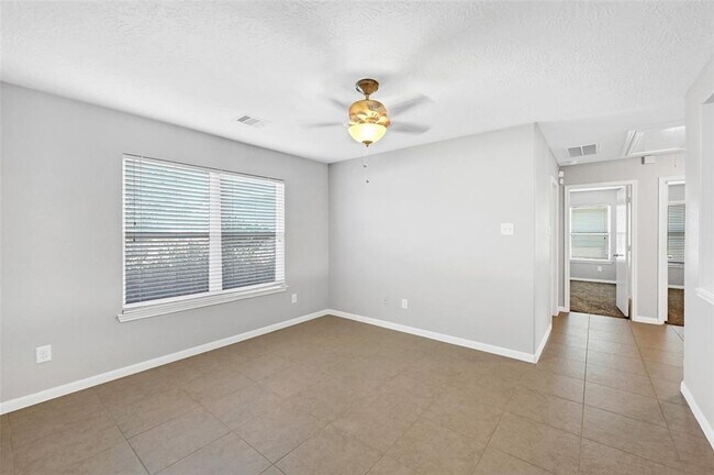Building Photo - 29507 Legends Branch Ln