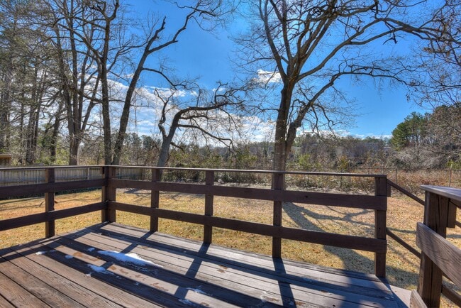 Building Photo - 1709 Forest Creek Ct