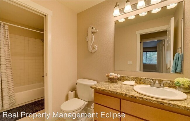 Building Photo - 12036 100th Ave NE