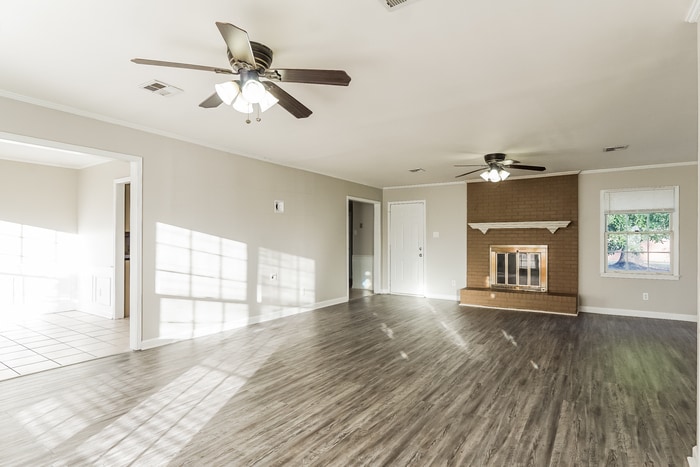 Building Photo - 615 Kenwood Pl