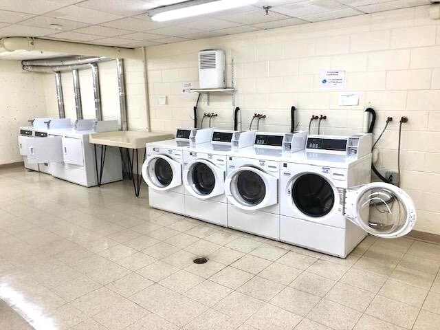 Building Photo - 50 S Common St