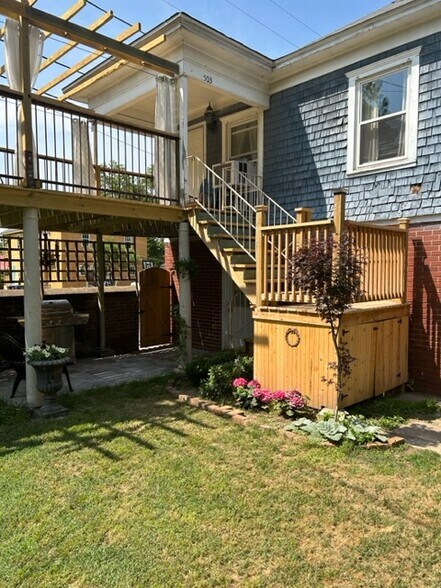 Building Photo - 503 N 18th St