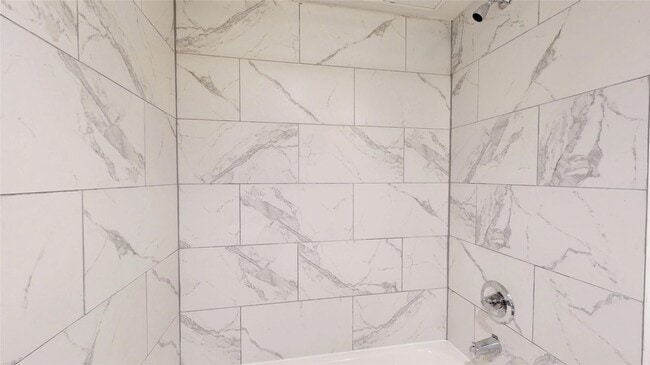 Building Photo - 6304 Prospect Ave