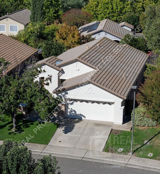Building Photo - COMING SOON!!!  4bd 2ba home in Folsom