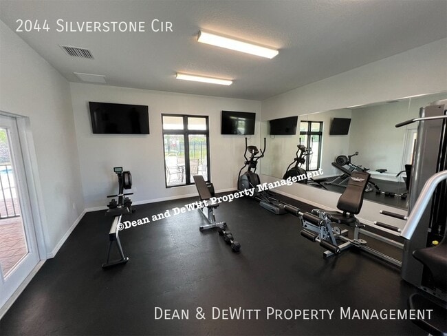 Building Photo - 2044 Silverstone Cir