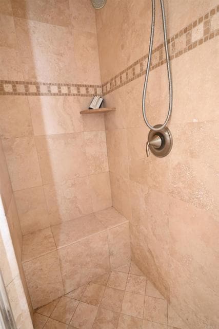 Building Photo - 4035 Bluff View Way