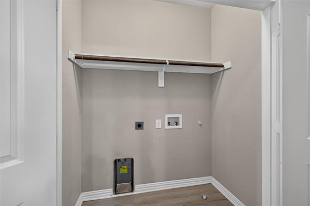 Building Photo - 2536 Sarah Ln