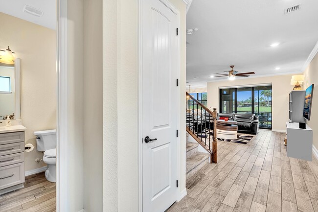 Building Photo - 7921 NW 82nd Ct