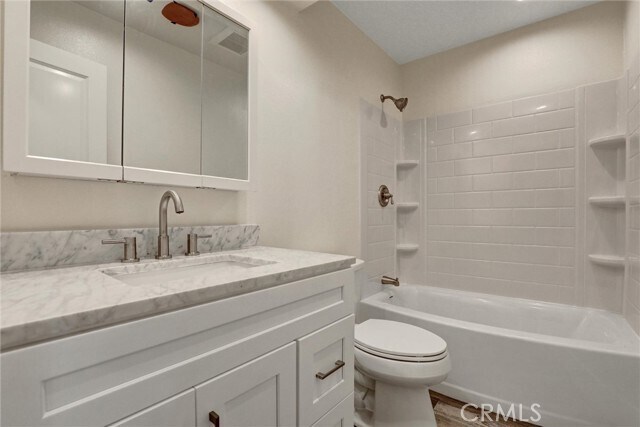 Building Photo - 404 E Glendale Dr