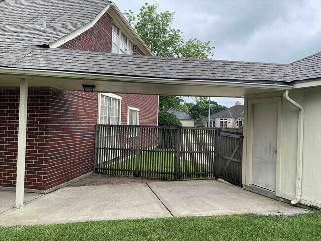 Building Photo - 3207 Breckinridge Ct