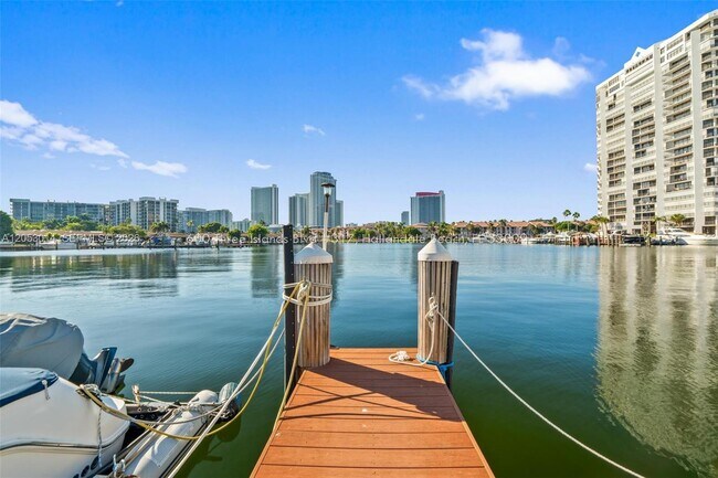 Building Photo - 600 Three Islands Boulevard