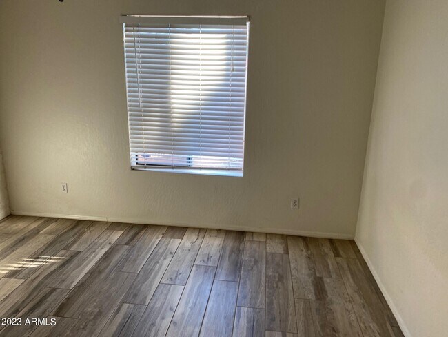 Building Photo - 4437 E Hubbell St