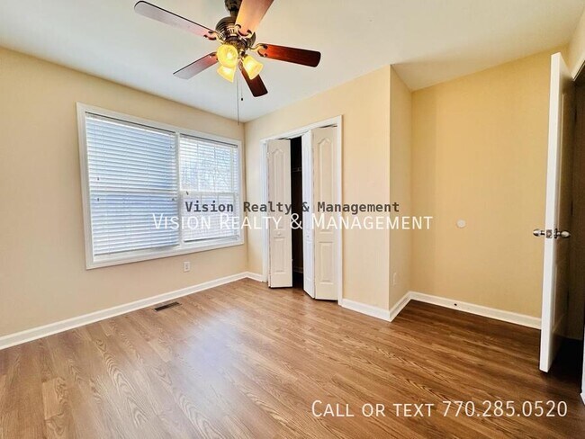 Building Photo - 4841 Ventnore Pl