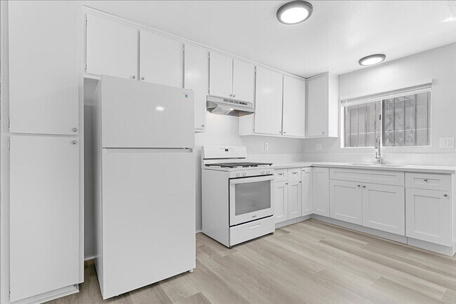 Building Photo - 2919 Baldwin St