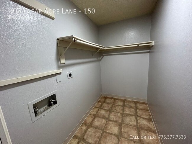 Building Photo - 3915 Clear Acre Ln