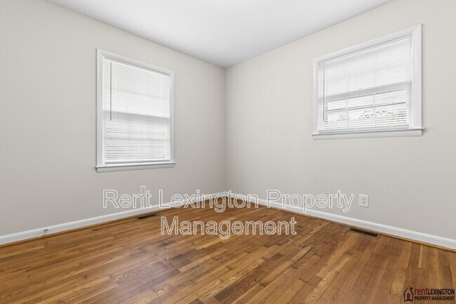 Building Photo - 203 Loch Lomond Dr