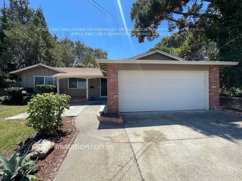 Primary Photo - 2772 Sargent Ave