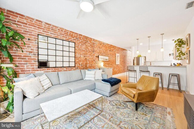 Building Photo - 2025 13th St NW