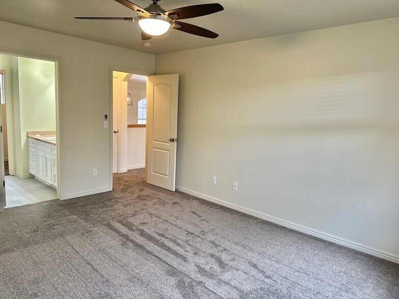 Building Photo - 1186 N 3020 W
