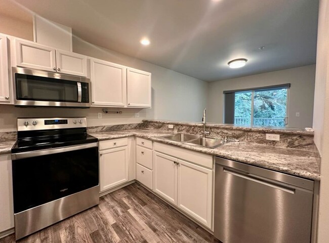 Building Photo - 1621 SW Mulberry Pl