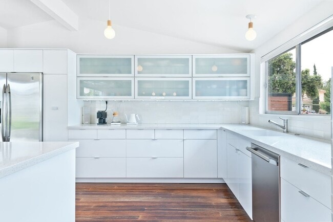 Building Photo - A Fully Furnished Modern Portfolio Home with a Large Backyard Oasis & 3 Comfortable Bedrooms!