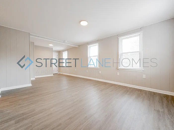 Building Photo - 205 9th Ave