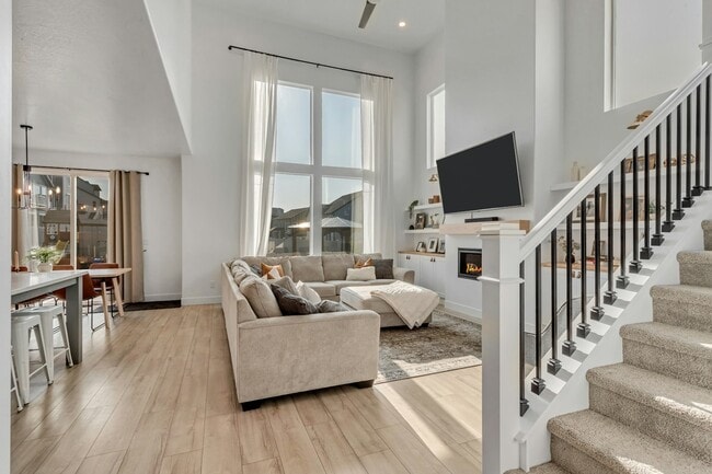 Building Photo - 14636 Snow Leopard Ln