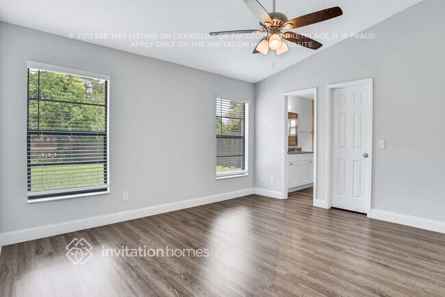 Building Photo - 1042 Covington St