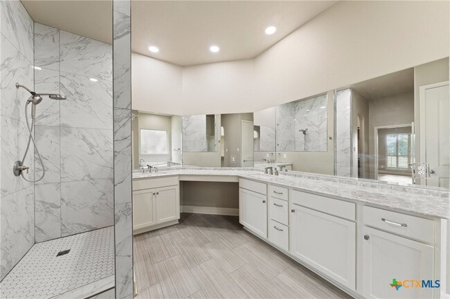 Building Photo - 4512 Sunflower Ln