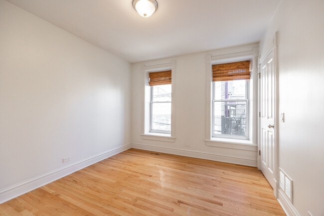 Building Photo - 1820 S Throop St