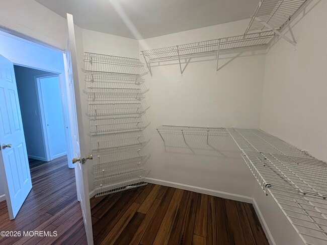 Building Photo - 103 Racquet Rd