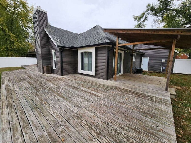 Building Photo - 35 Ridgecrest Ct