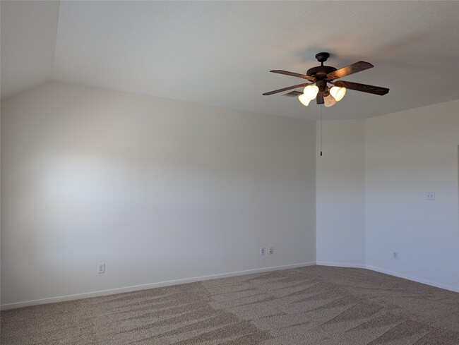 Building Photo - 5618 Savannah Woods Ln