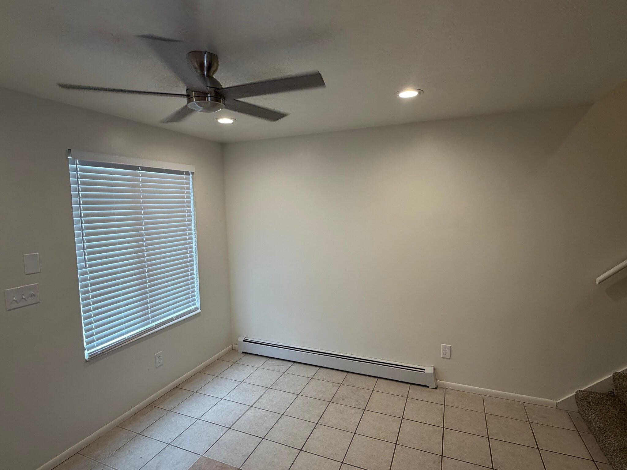 Building Photo - 1158 N 200 W