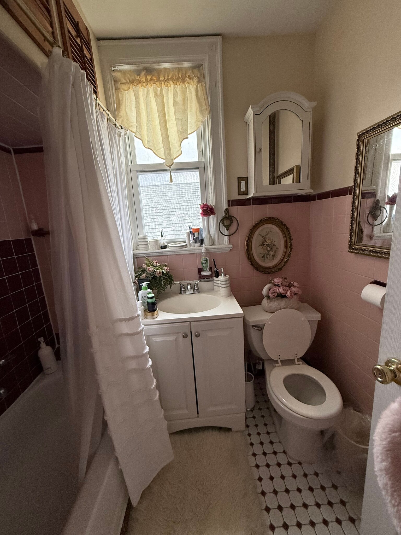 Building Photo - 254 Terrace Ave