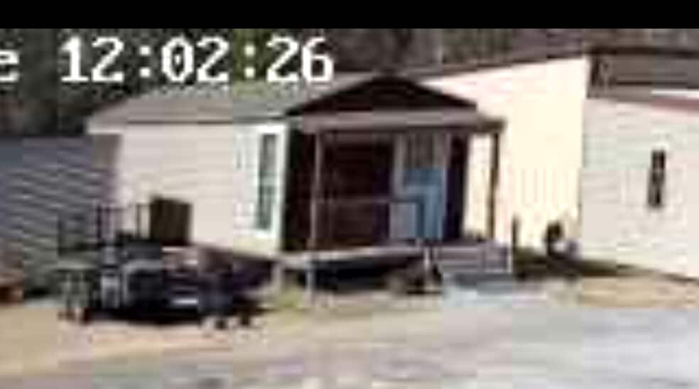 Building Photo - 417 Young St