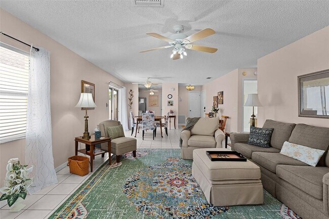 Building Photo - 1330 La Jolla Cir