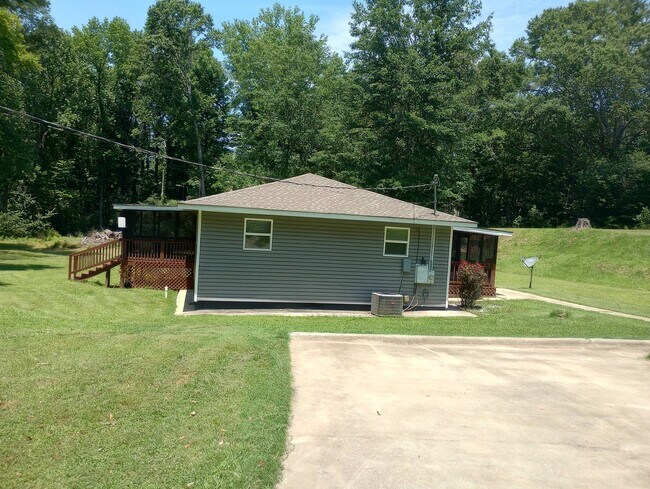 Front Driveway View - 228 Chris Collins Rd
