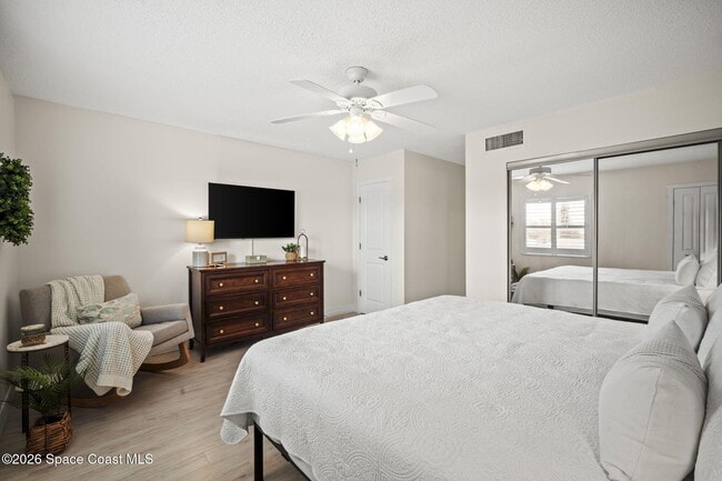 Building Photo - 180 Paradise Blvd