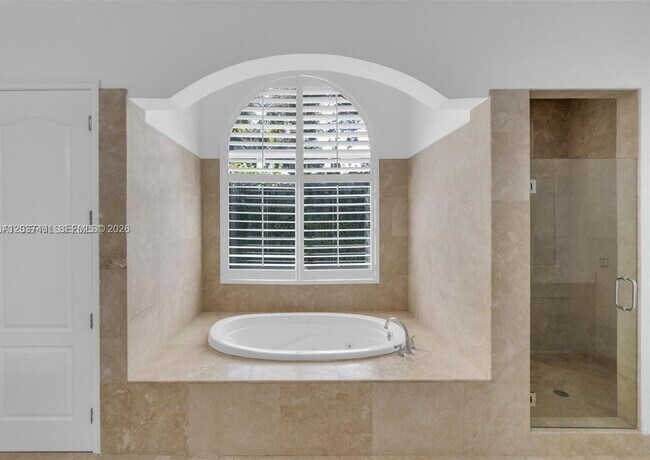 Building Photo - 17910 SW 80th Ave
